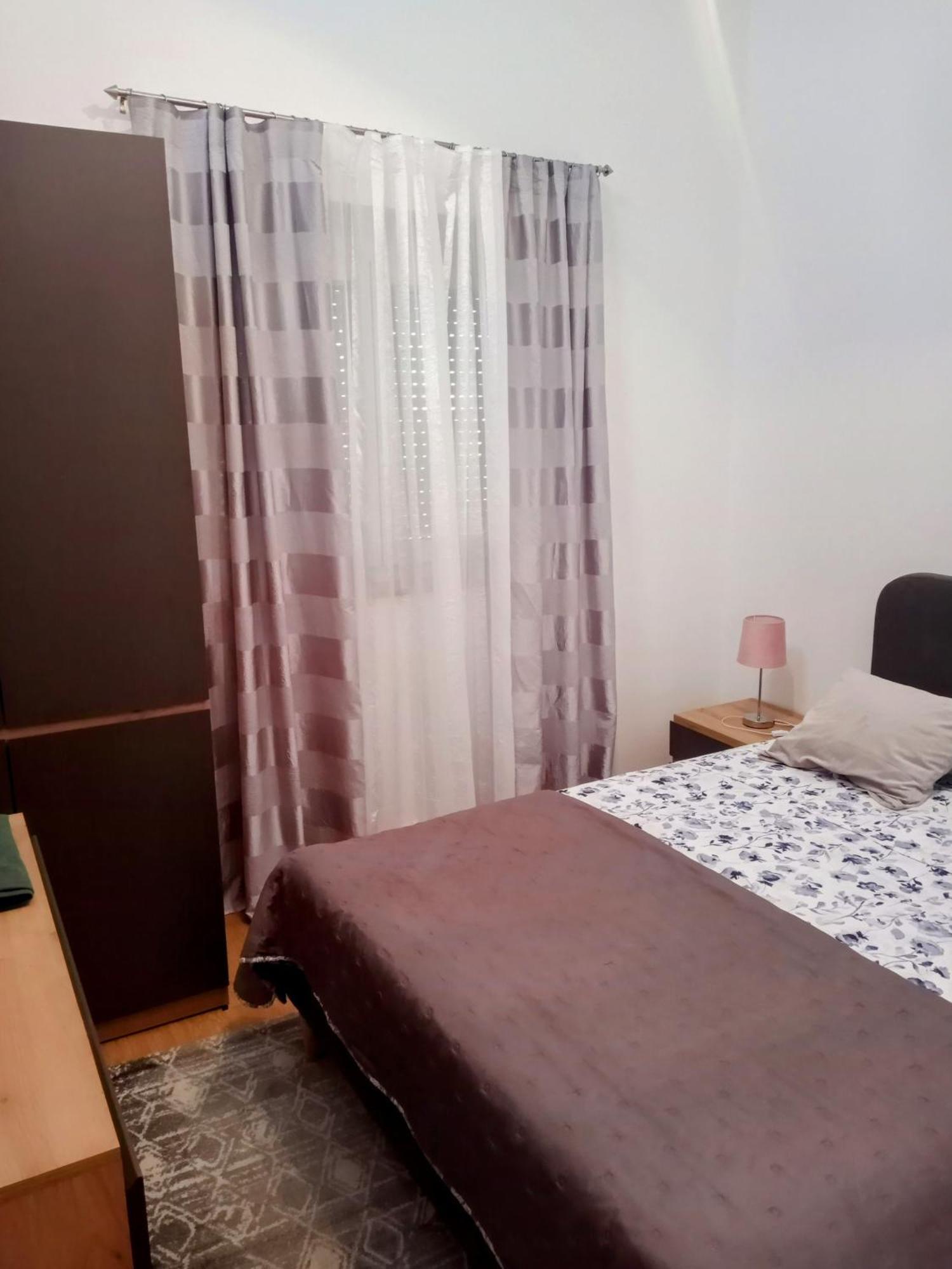 Apartmani Alma Pula Exterior photo